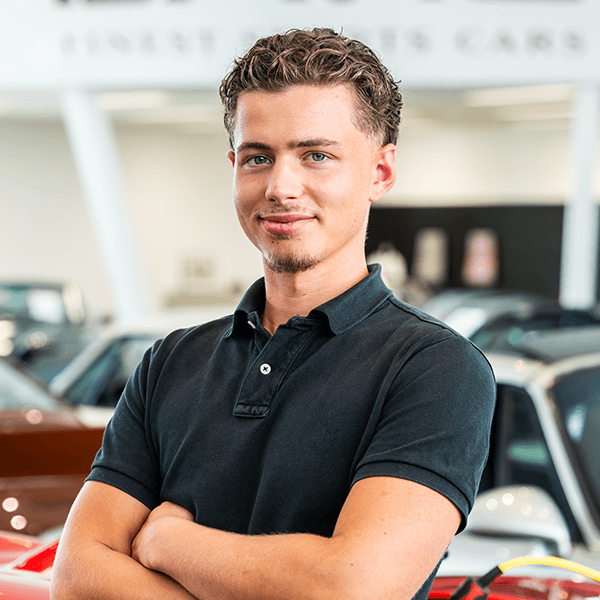 Mika Maßow, apprentice automotive salesman at David Finest Sports Cars in Hamburg