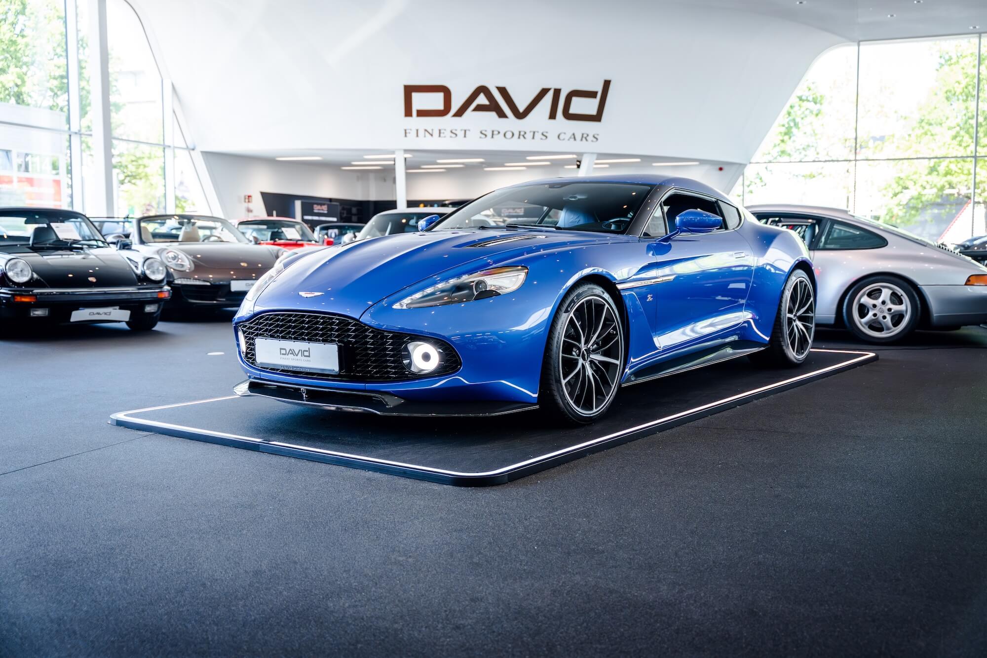 Aston Martin Vanquish Zagato David Finest Sports Cars Hamburg (1)
