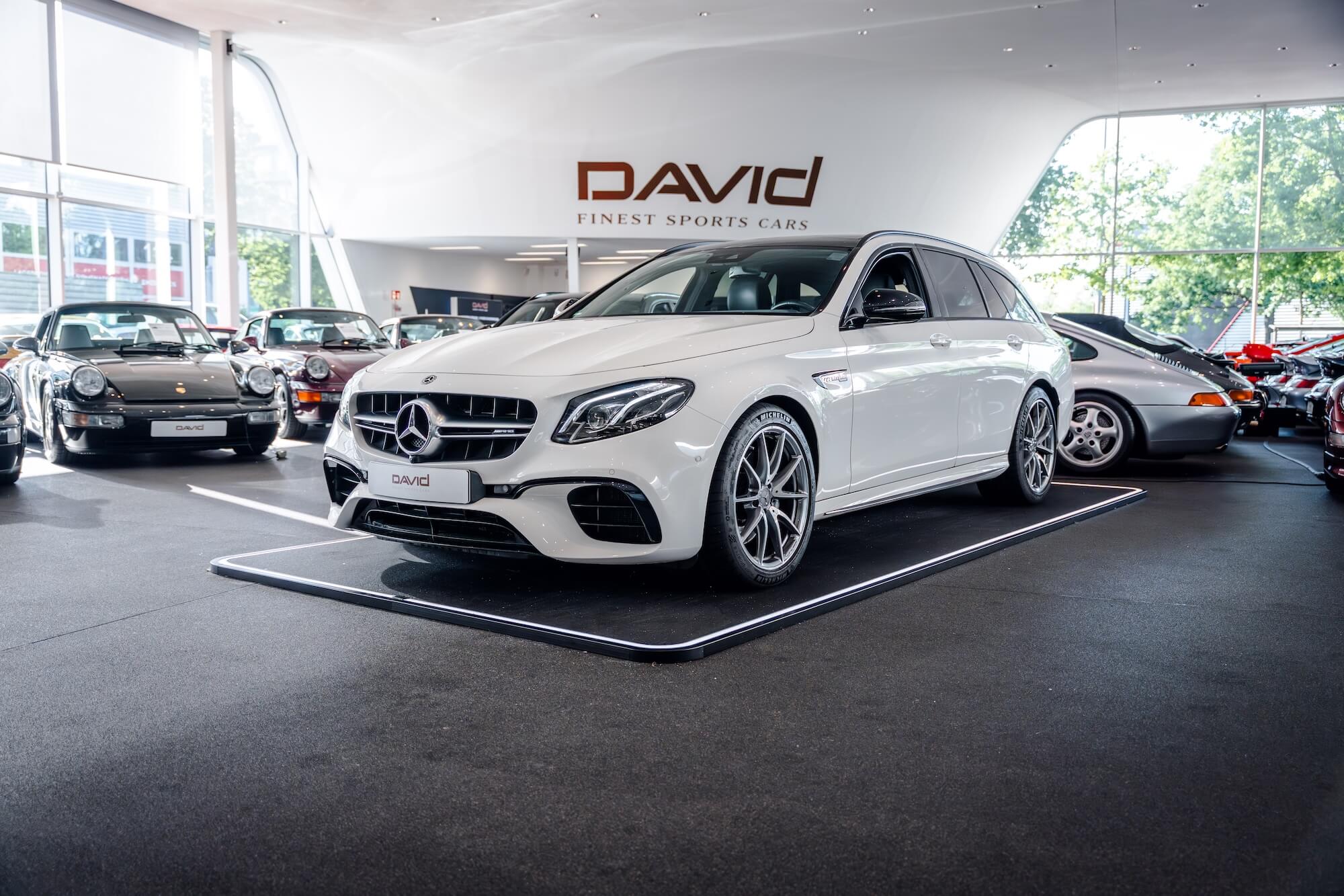 Mercedes-Benz E 63 AMG David Finest Sports Cars Hamburg (1)