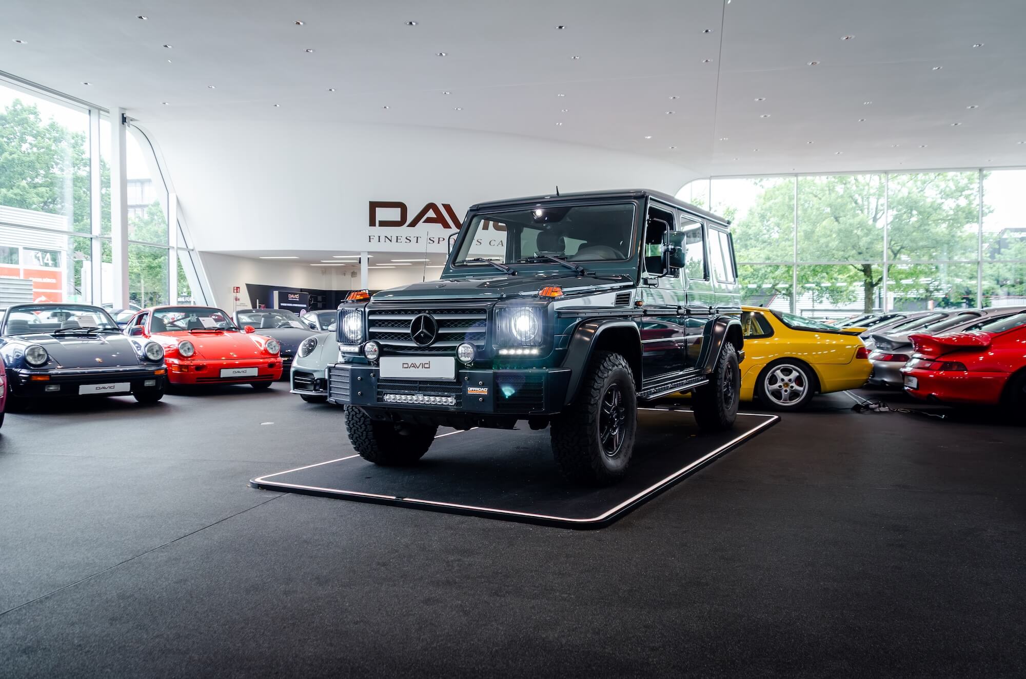 Mercedes-Benz G 350d Professional David Finest Sports Cars Hamburg (1)