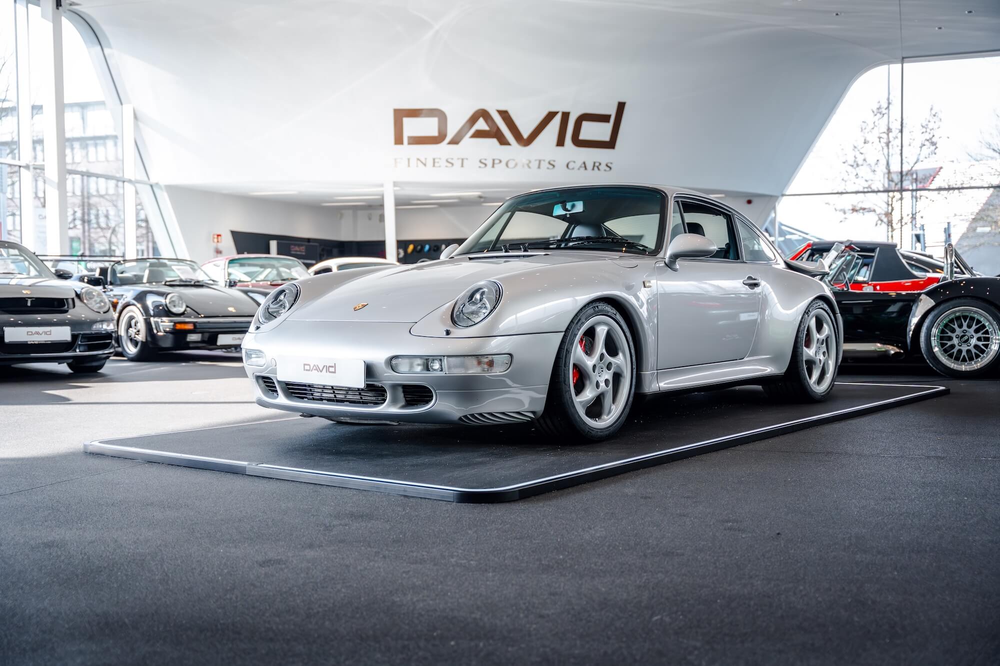 Porsche 993 Turbo David Finest Sports Cars Hamburg (1)