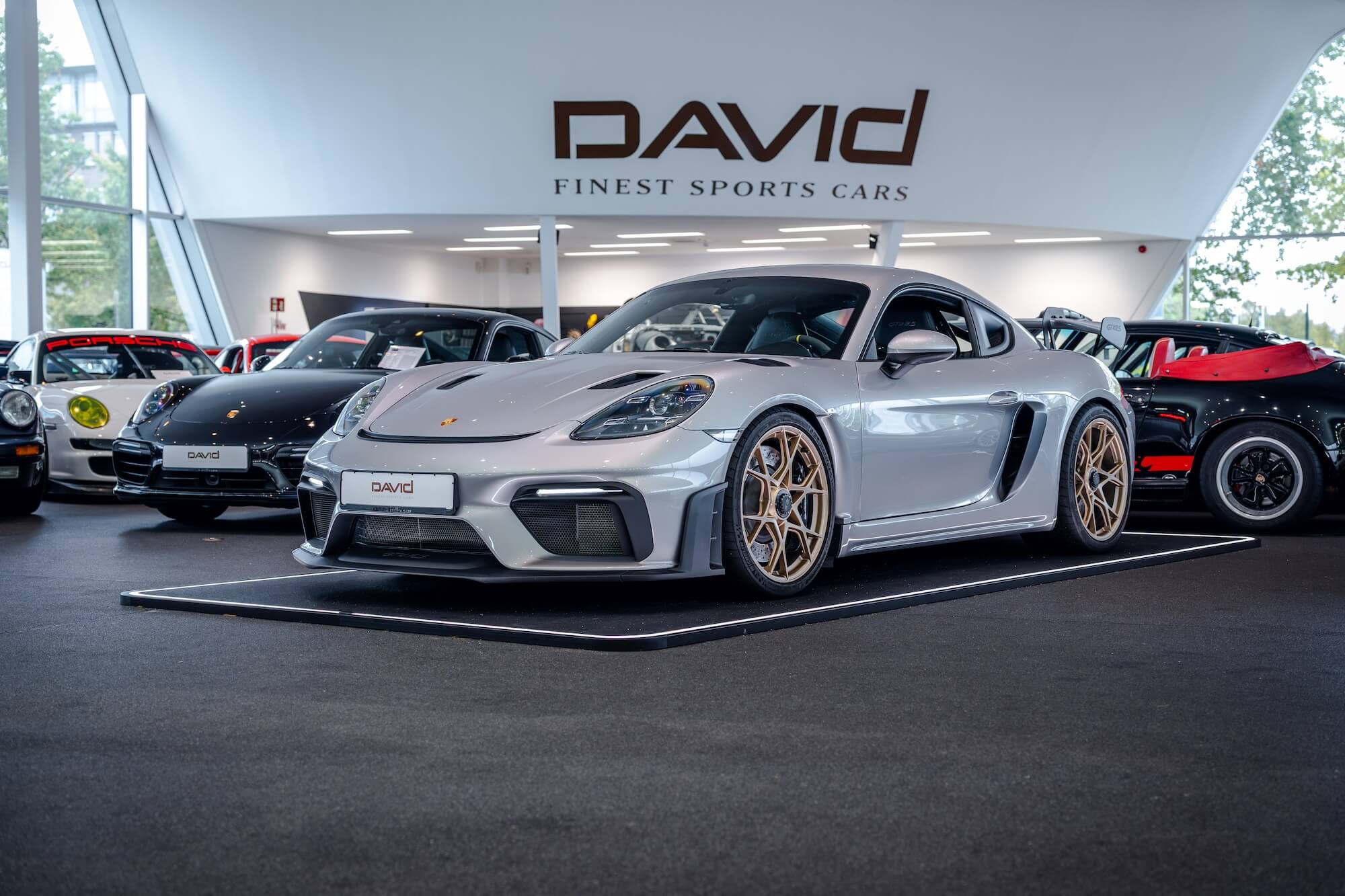 Porsche Cayman GT4RS David Finest Sports Cars Hamburg (1)